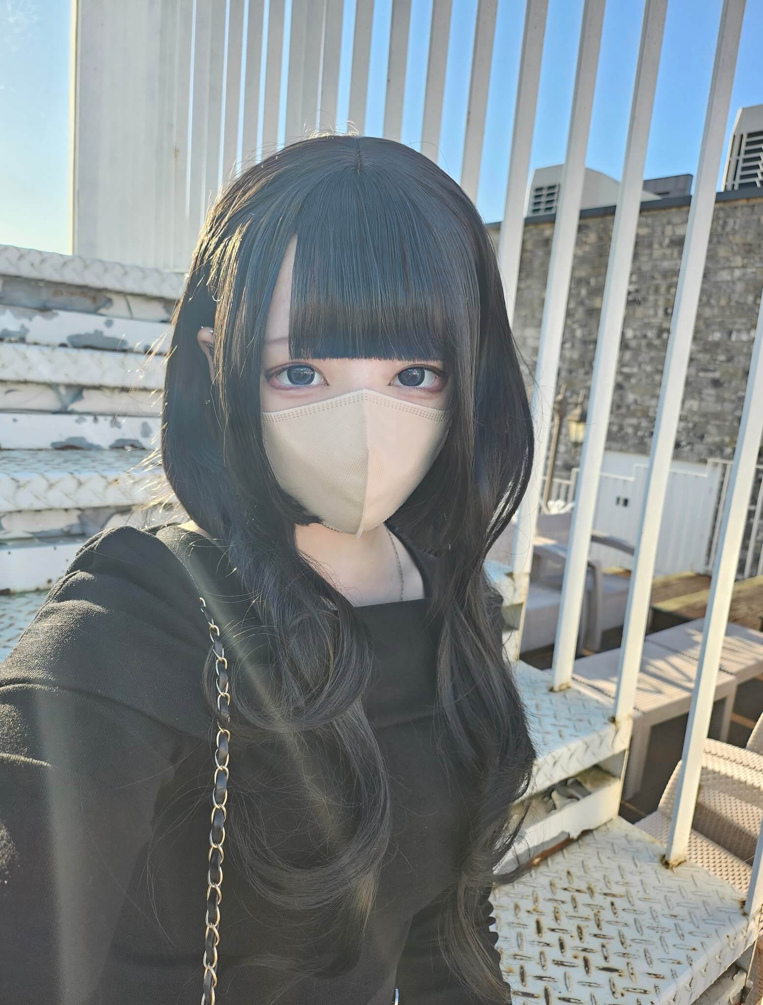 【画像】待ち受けにしたくなるくらいカワイイ口元隠し地雷系女子ちゃん