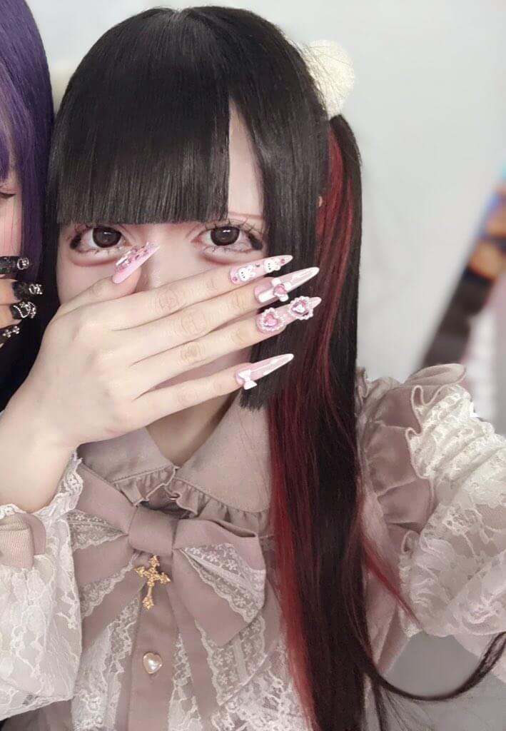 【画像】自撮りがうまくてかわいさ倍増の地雷系女子ちゃん