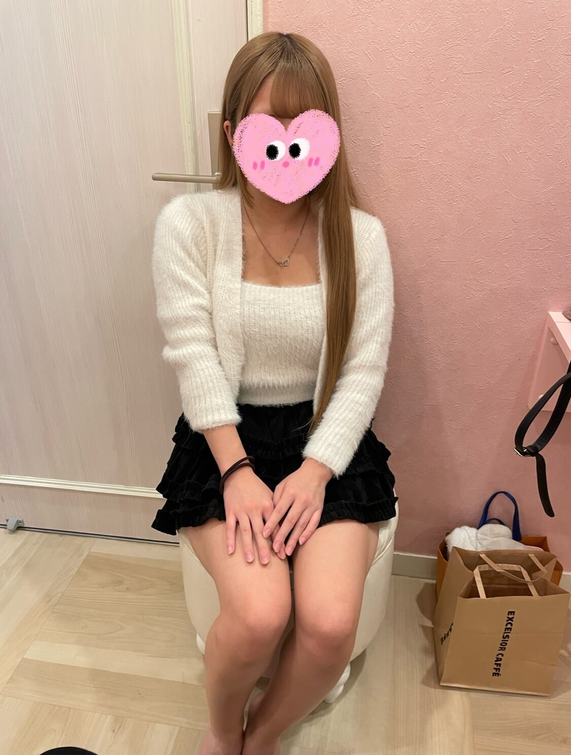 【P活女子画像】ヤる寸前のパパ活女子見てたらムラムラしてくる