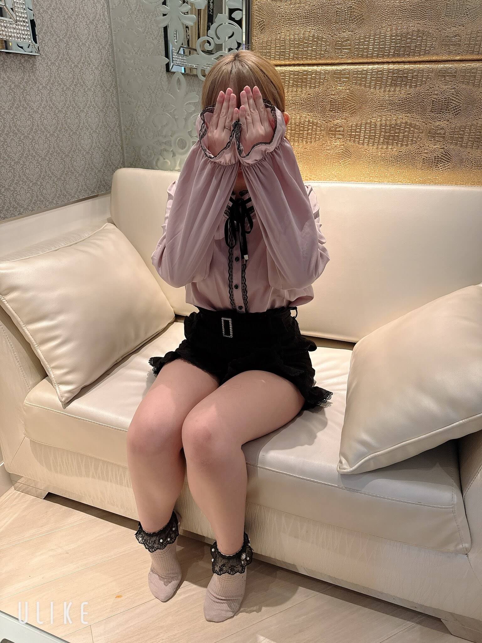 【画像】ラブホ入ってとりあえず写真撮らせてくれるパパ活女子がシコ